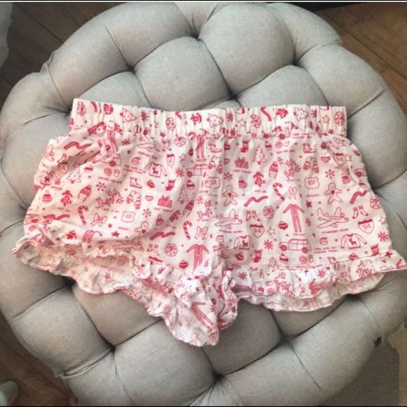 Xhilaration Treat Yourself Christmas Pajama Set: Top, Shorts, & Hat - Picture 2 of 16